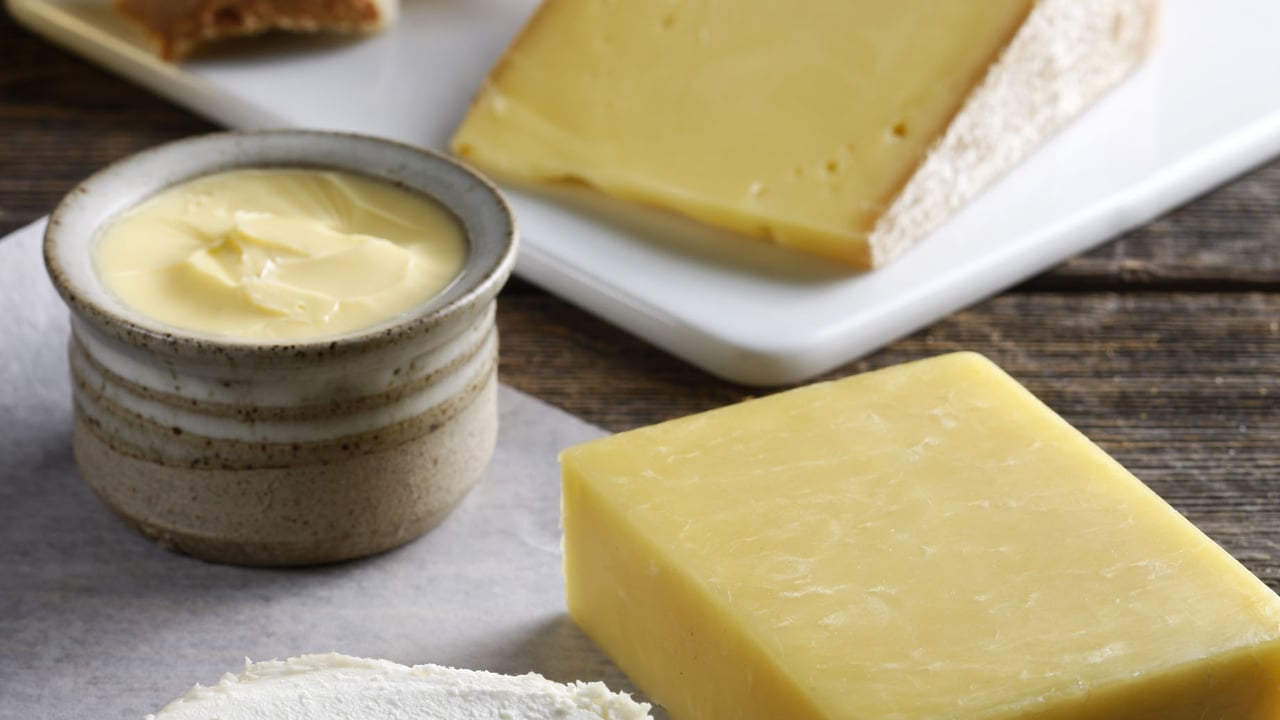 Oh là là, bringing the cheese to France