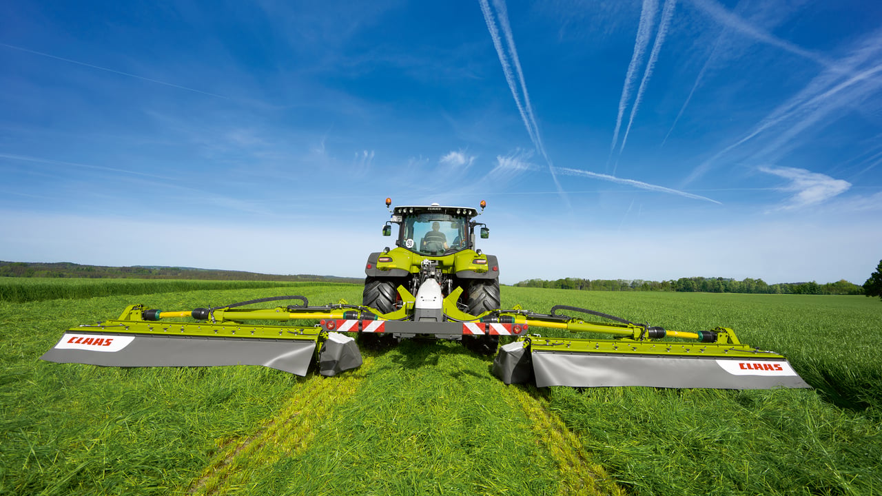 Claas unveils the ‘widest disc mower combination’ available on the market