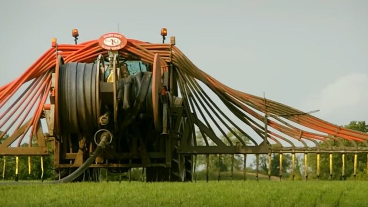 Contractors busy spreading slurry as tanks reach storage capacity