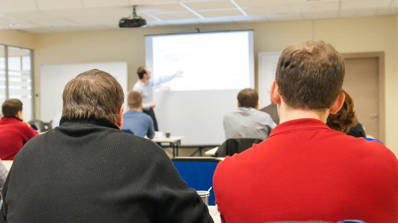 Deadline for applications to agricultural business course extended