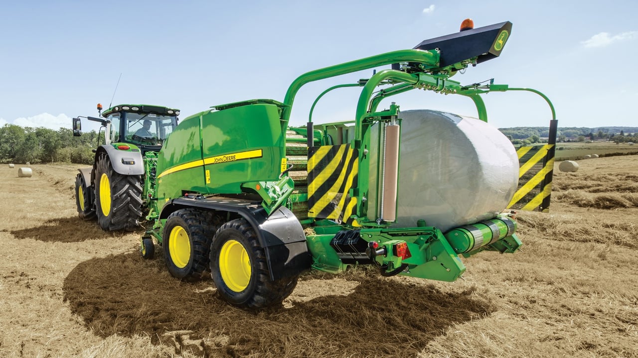 Faster baler-wrappers and ‘intelligent’ slurry spreading from Deere