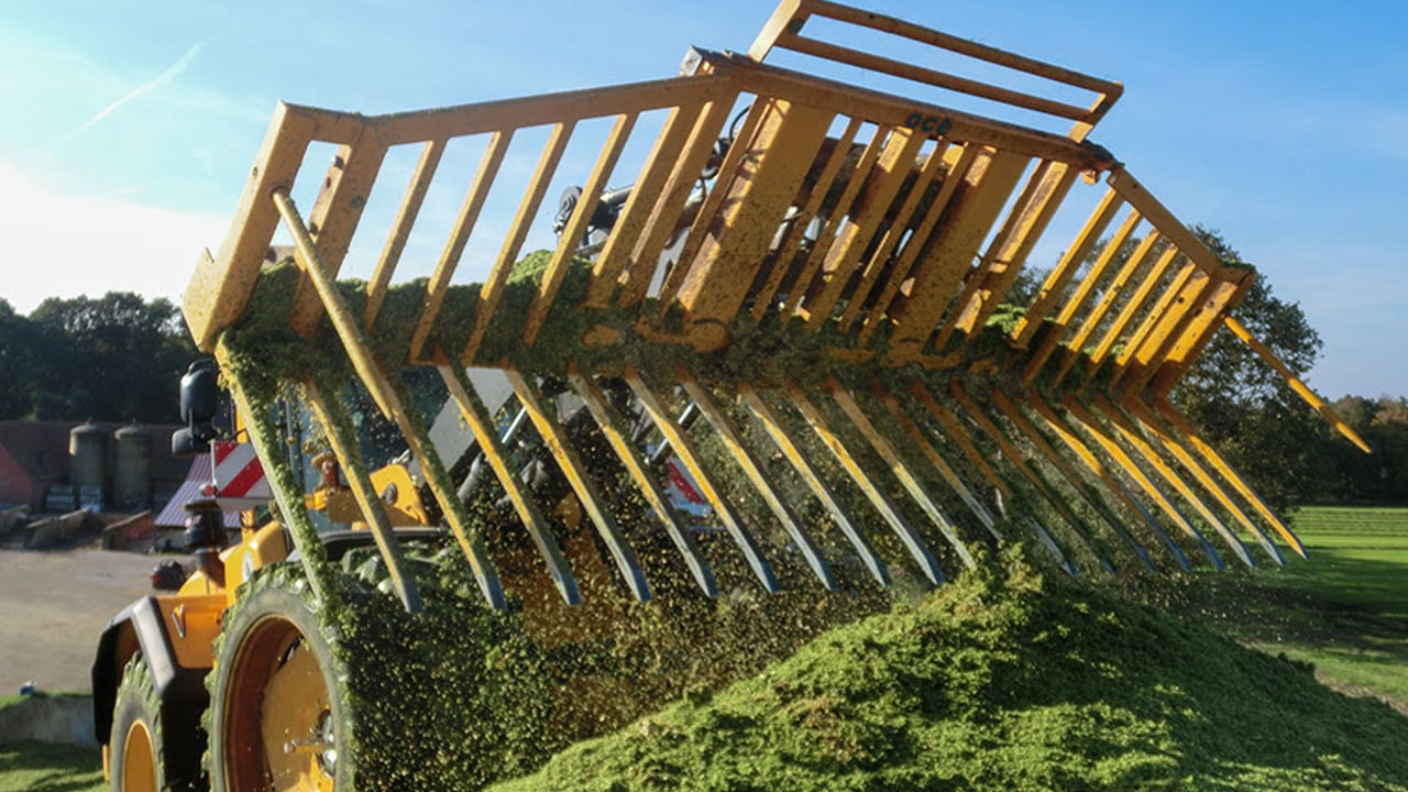 Monster 18ft silage fork offered by Irish company