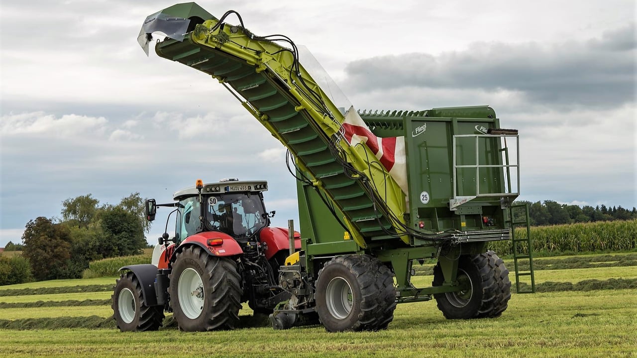 Unload on-the-move: This new silage wagon never stops