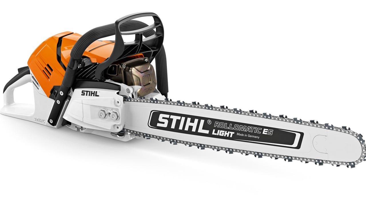 A first for chainsaws: Rev up with electronic fuel injection