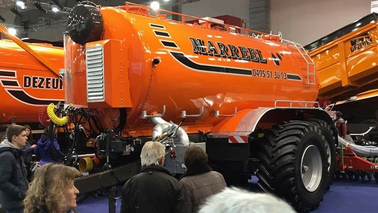 Eye-catching tanker knows how to push its ‘weight’ about