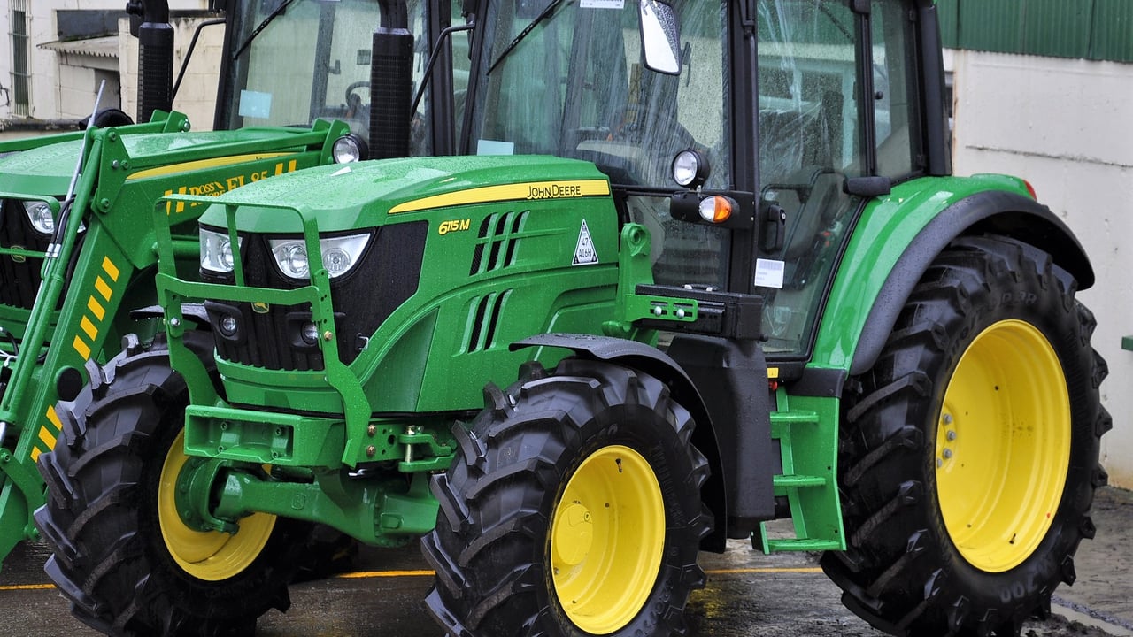 28% of all new tractors sold in the UK are John Deeres