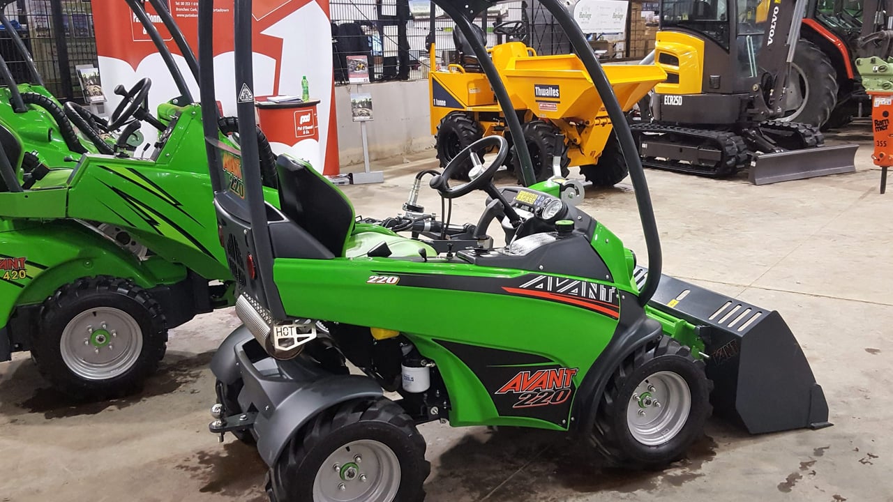Tool or toy: Is this miniature loader a practical option?