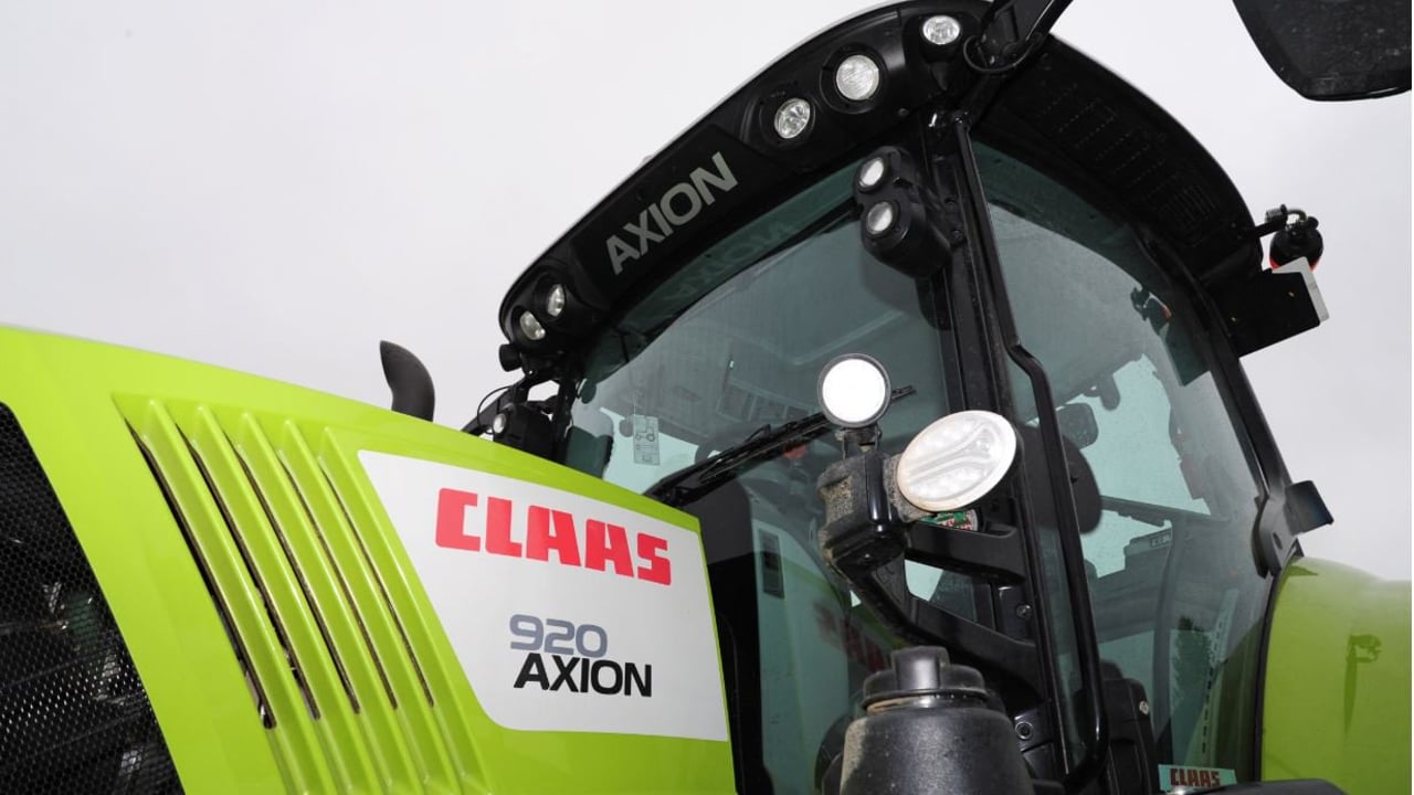 Claas takes its tractors out to the front line