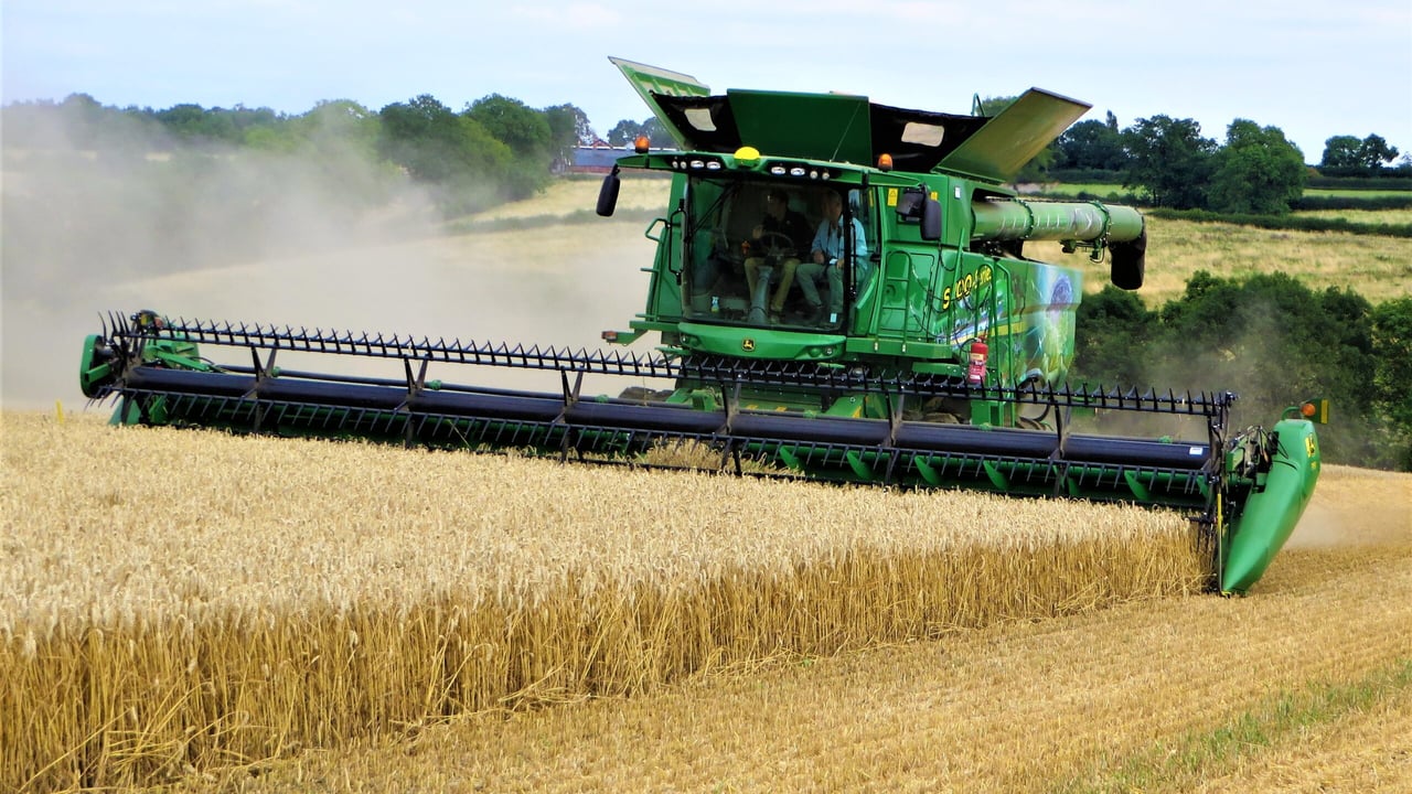 Farmers urged to apply for wide vehicle dispensation