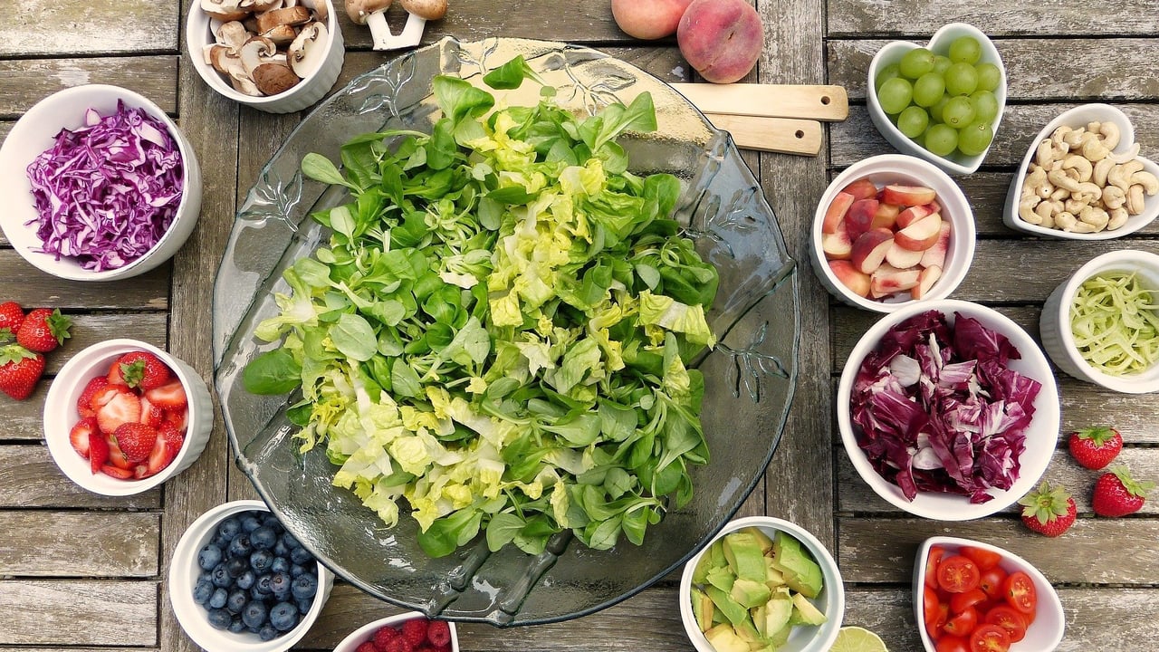 100 businesses pledge to increase vegetable consumption