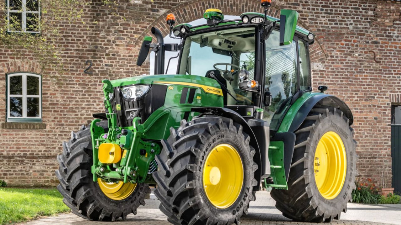 Transport and loader specialists in John Deere 6R line up