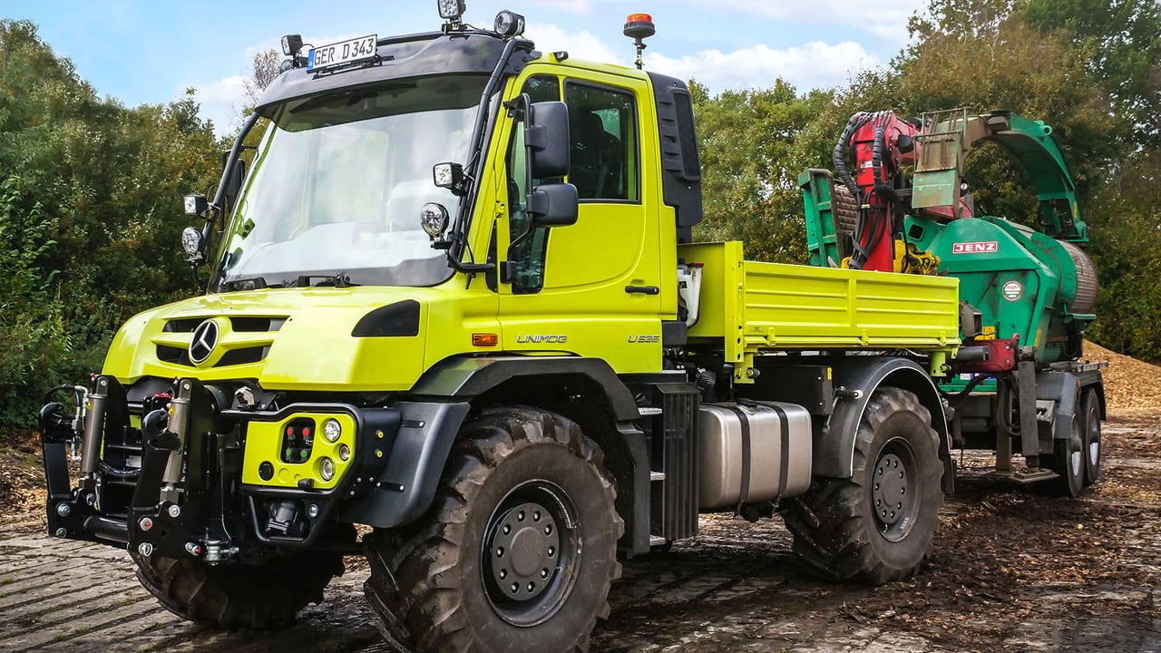 Extra muscle for the Unimog