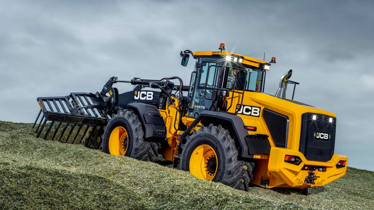 6t lift from JCB’s flagship farm loader