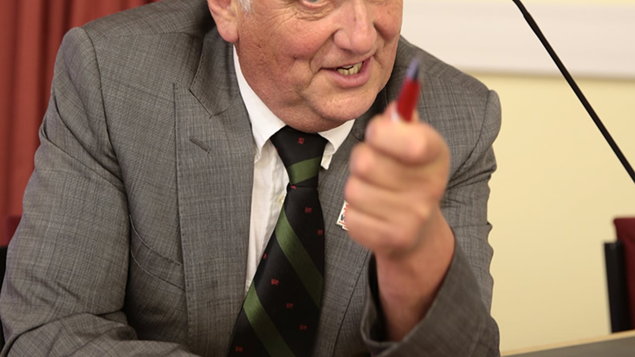 Devolution is opportunity to solve Welsh ag problems – FUW