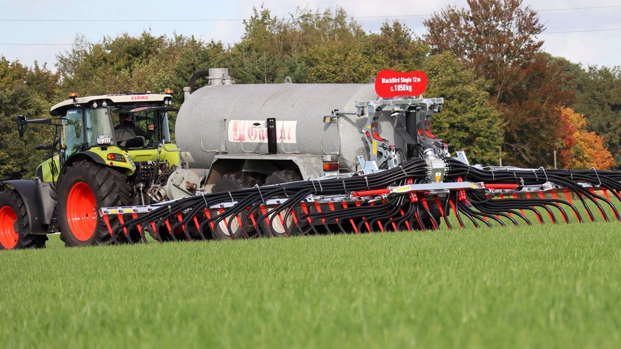 Vogelsang introduces lighter BlackBird booms