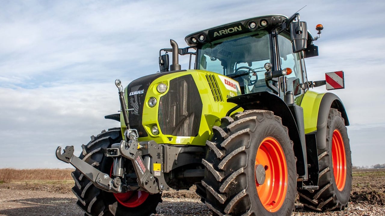 Zuidberg adds Claas front linkage kits to range