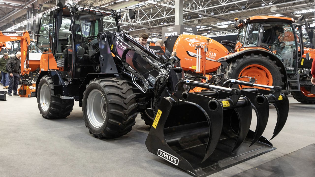 Farm friendly Kubota loader launched at LAMMA