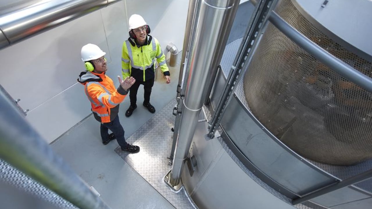 Arla installs major new boiler as part of emissions reduction plan