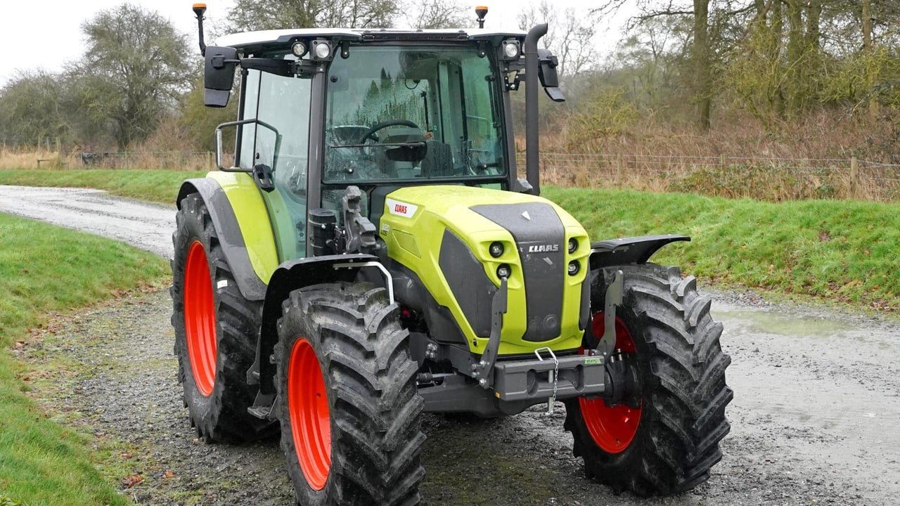 Brand new Claas Axos 3 range purposed for stock farmers