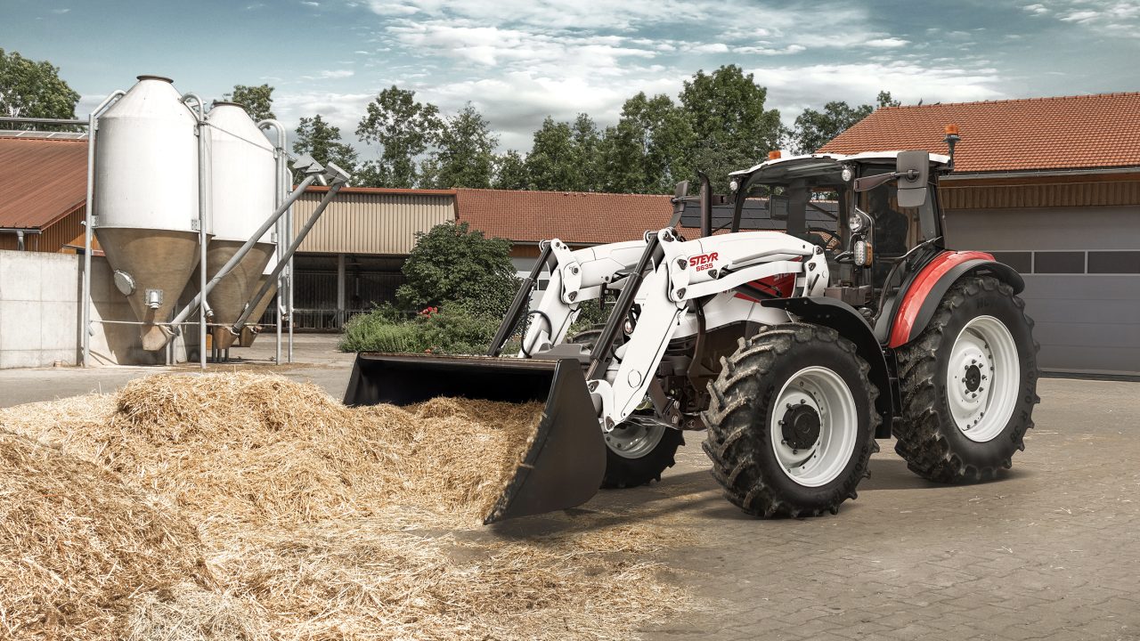 Steyr boosts loader capability  on mid-range tractors