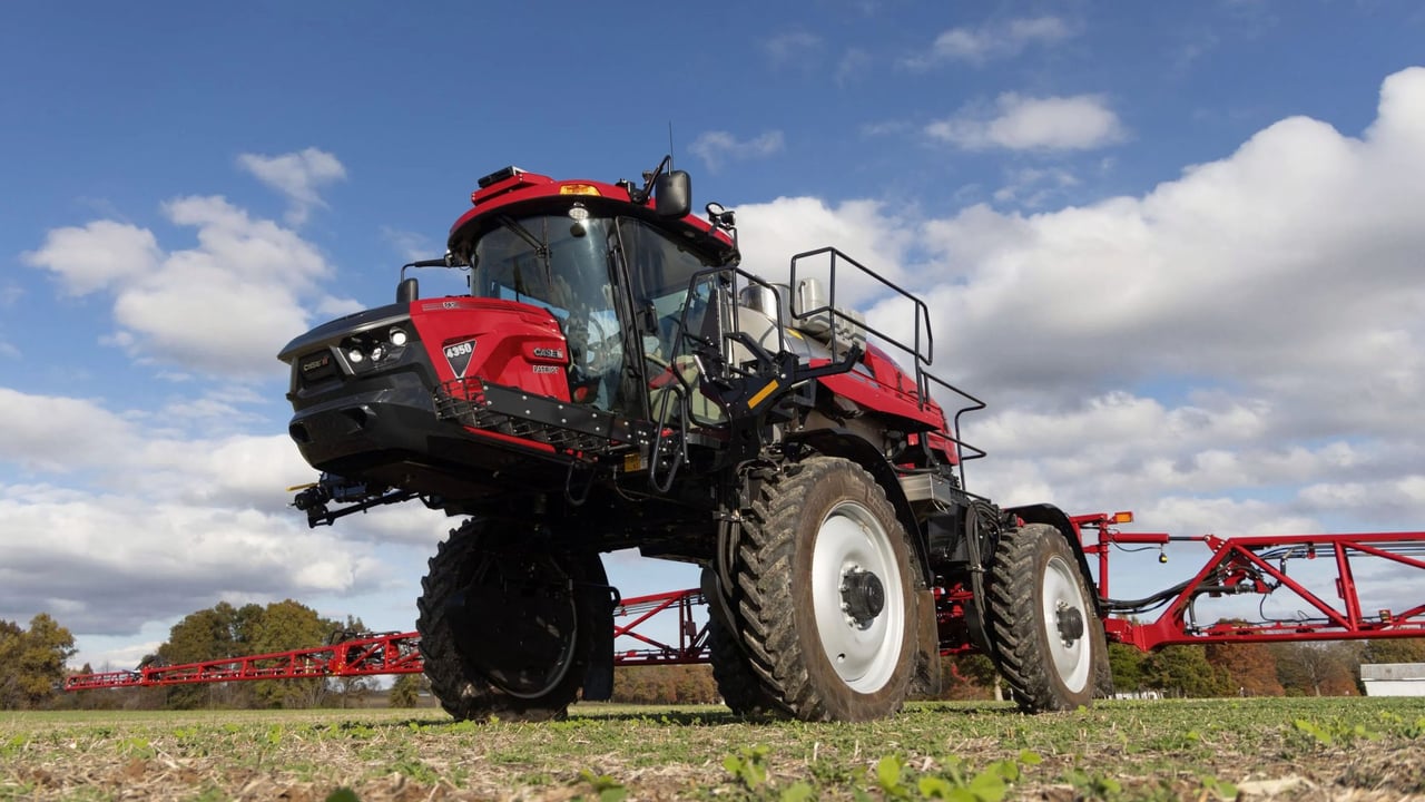Spot spraying from CNH with single camera sensor