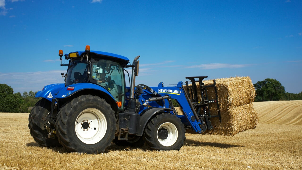 AEA: Large tractors worst hit as new 2025 registrations plummet