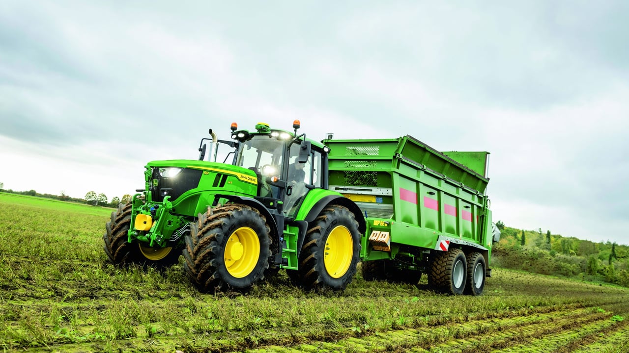 Farmer launches objection to John Deere’s $99m ‘right to repair’ settlement