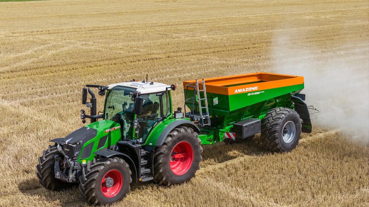 Amazone updates combi spreader with new ‘precision features’