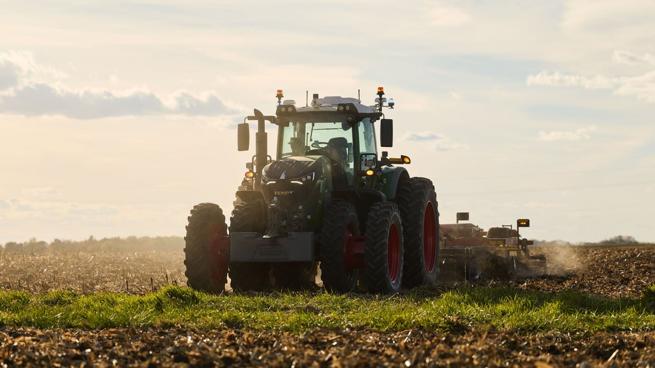 Autonomous tractors: Which brands are pushing the boundaries?