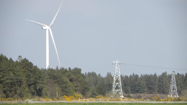 ESB reminds farmers to be safe this Christmas