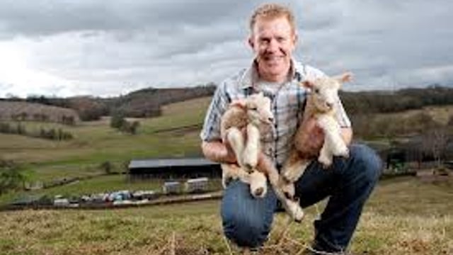 ‘Farmer-processor contracts are needed to cope with volatility’