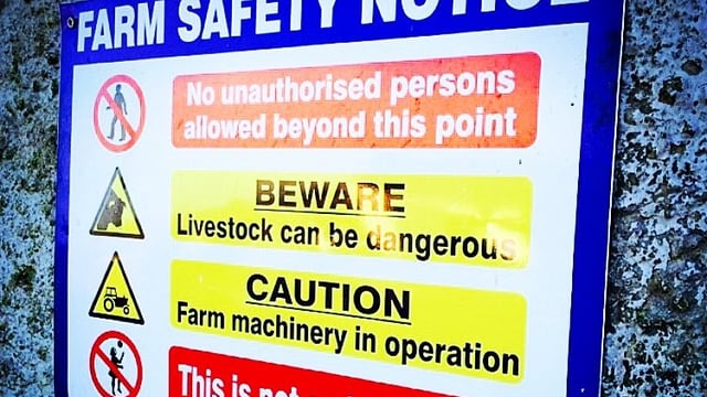 Cross compliance and farm safety should be formally linked