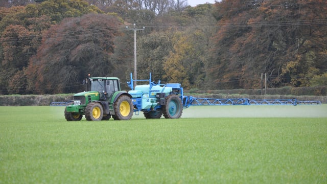 EU Commission to restart talks on glyphosate re-authorisation