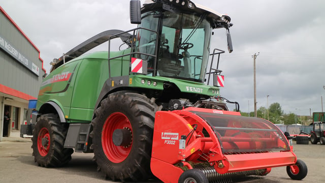 Pics: ‘Up close and personal’ with Ireland’s first Fendt forager