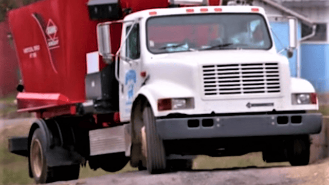 Video: Watch this manure-powered feed lorry in action