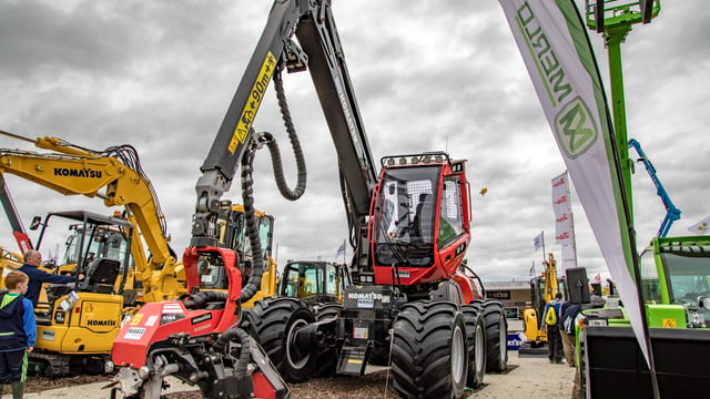 New Komatsu timber harvester set to ‘fell’ all in its path