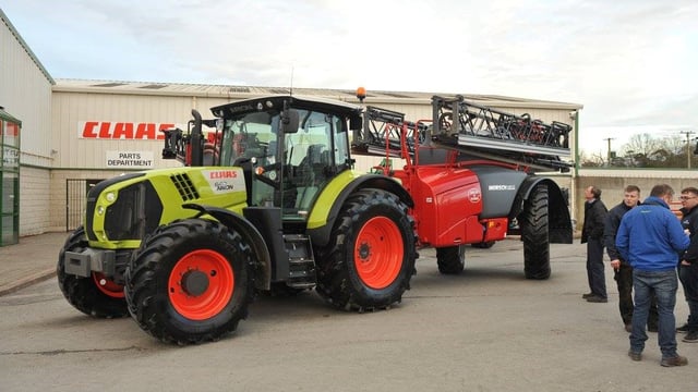 Sprayers and drills front and centre in Borris – on ‘Black Tuesday’