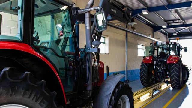 2 test centres authorised to test ‘fast’ tractors