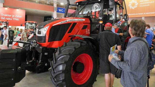 Pics: New-look 171hp Zetor Crystal breaks cover