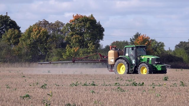 France withdraws pesticide authorisations due to health risks