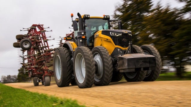 US tractor and combine sales remain ‘positive’ through 2018