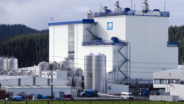 Dairy giant Fonterra forms strategic alliance with Coca-Cola
