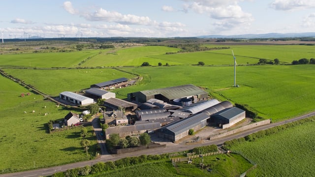 Renowned dairy farm for sale in North Lanarkshire