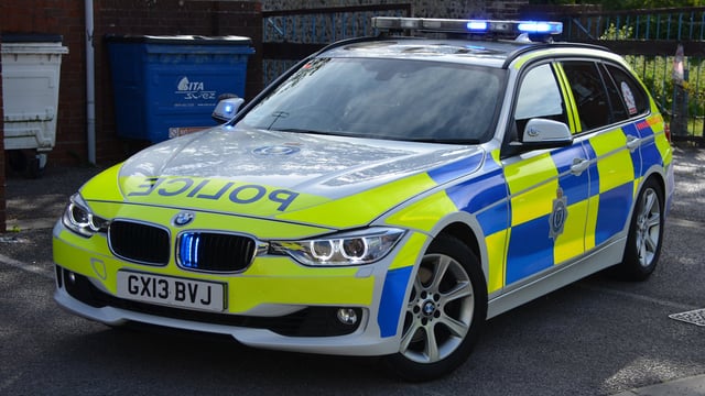 5 people arrested as part of investigation into large-scale waste crime activity