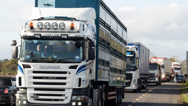 UK to delay border checks until July 2022