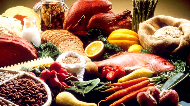 Premier Foods and FareShare team up to tackle food waste