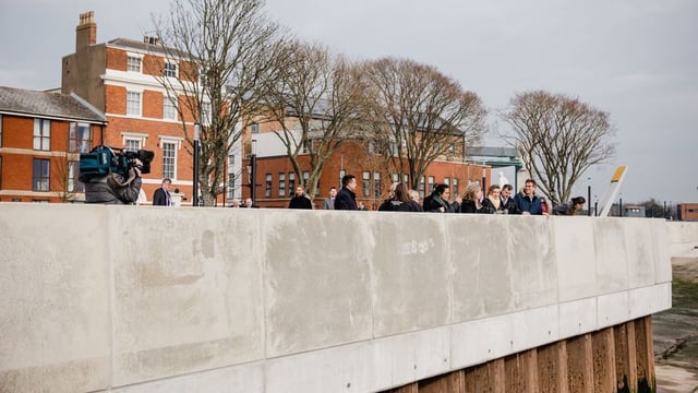 Hull’s new flood defences officially opened