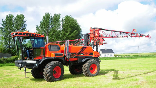 Machinery Focus: Switching to liquid fertiliser with self-propelled SAM sprayer
