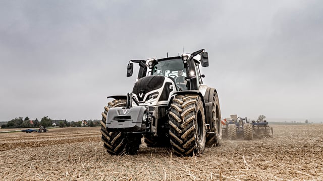 Valtra’s new range of tractors has emphasis on simplicity