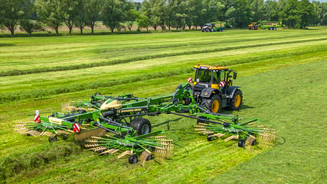Krone brings six rotor technology to four-rotor rake